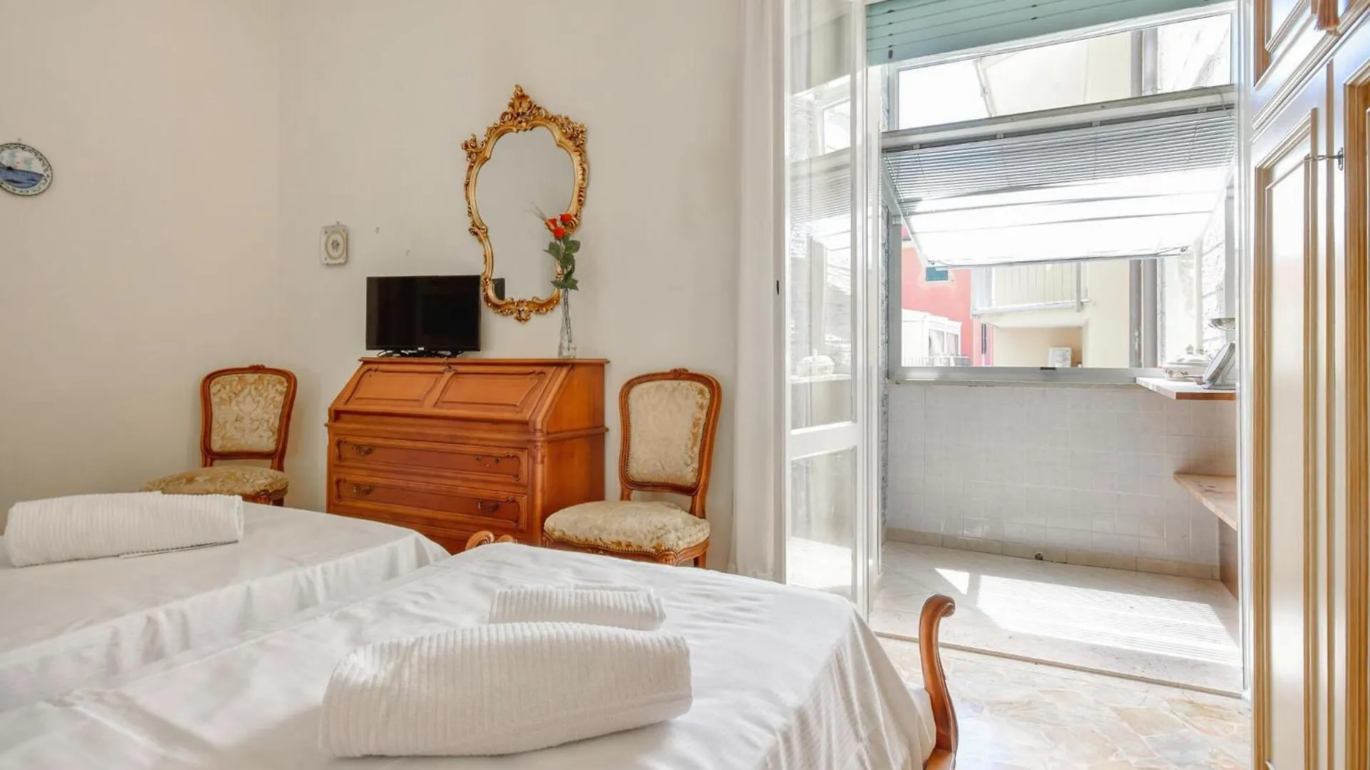 Stunning Apartment In Chiavari With Wifi Italy